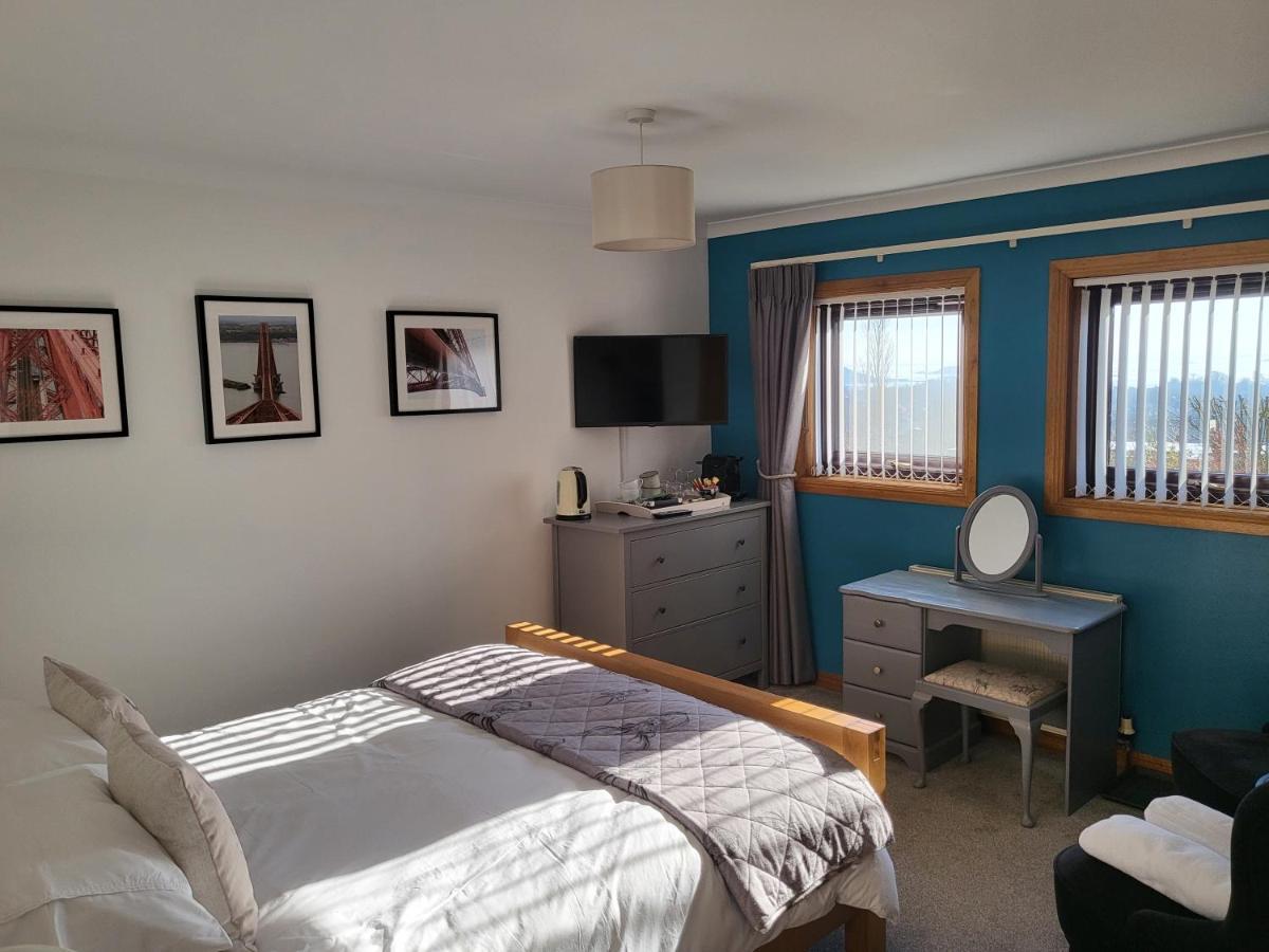 던펌린 Bay And Bridge B&B 외부 사진
