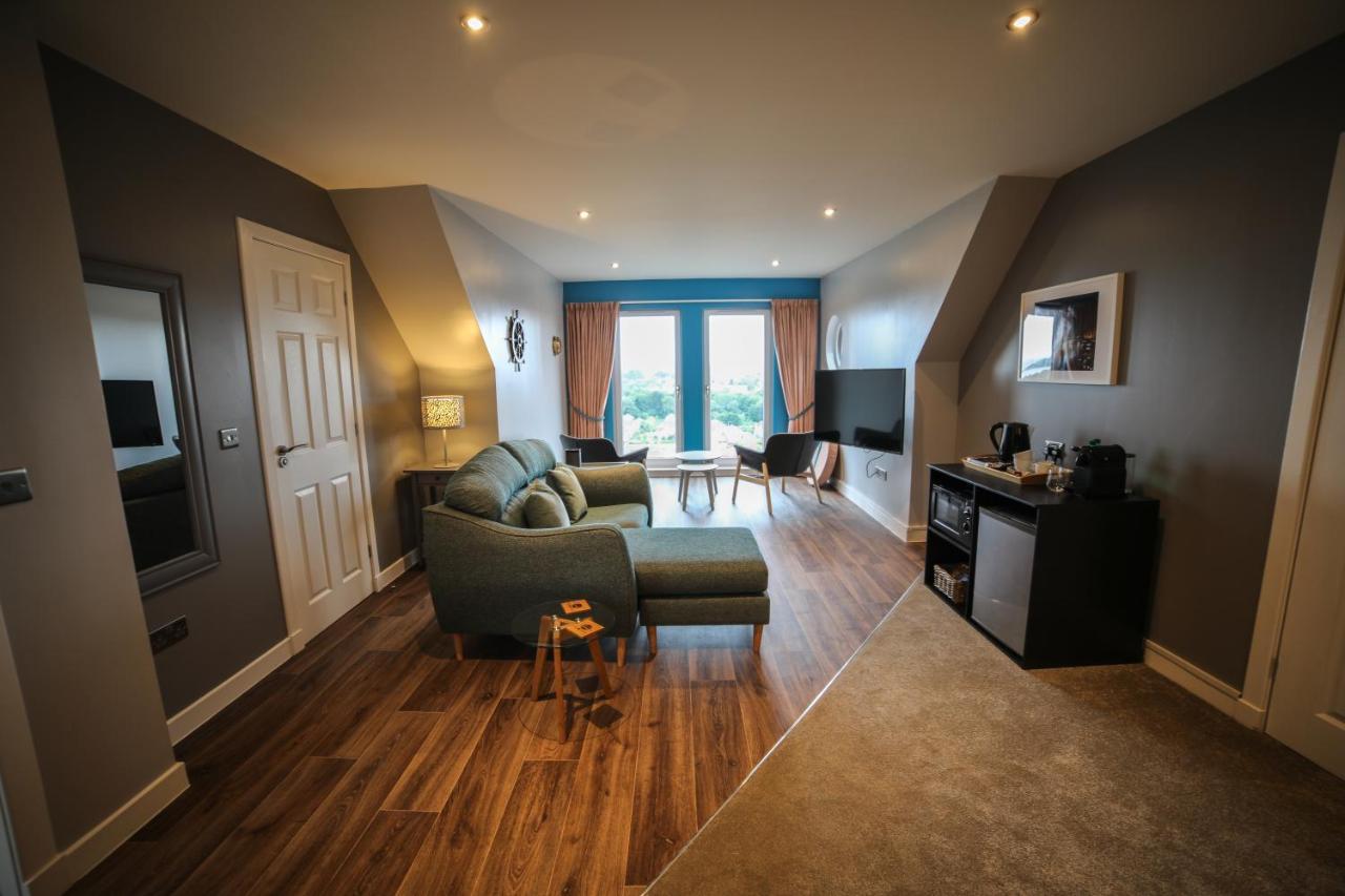 던펌린 Bay And Bridge B&B 외부 사진